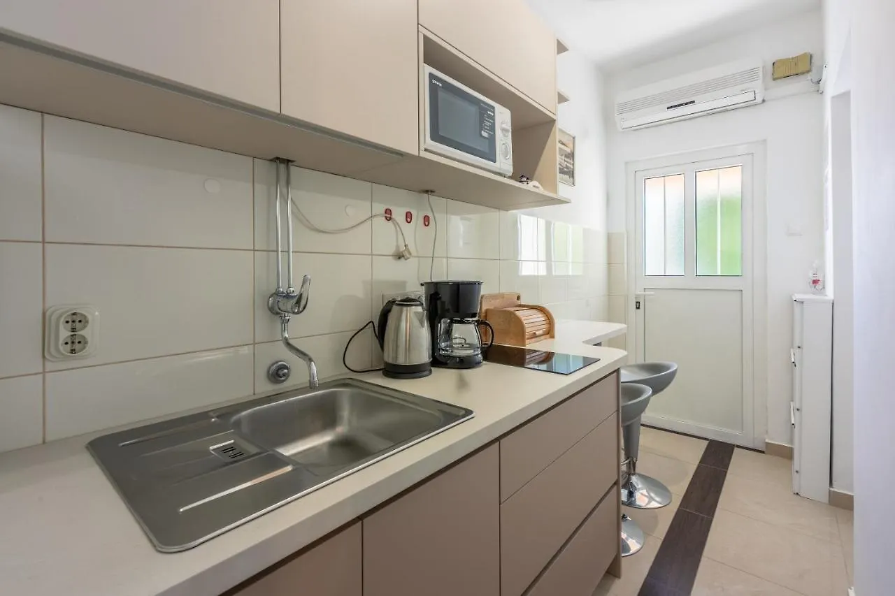 Apartment Andry 2 0*, Crikvenica