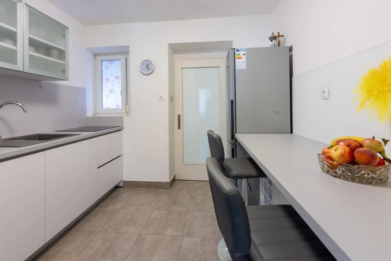 Apartment Andry 2