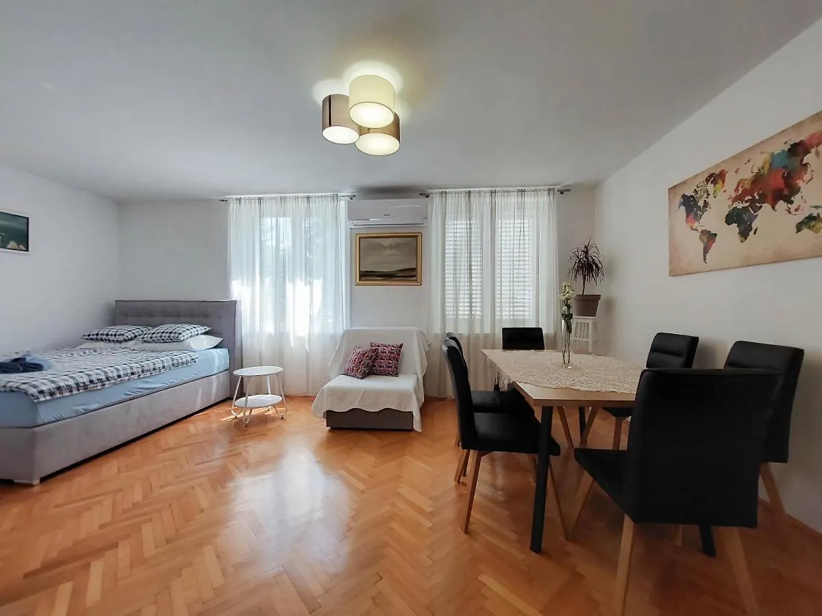 Apartment Andry 2 Crikvenica