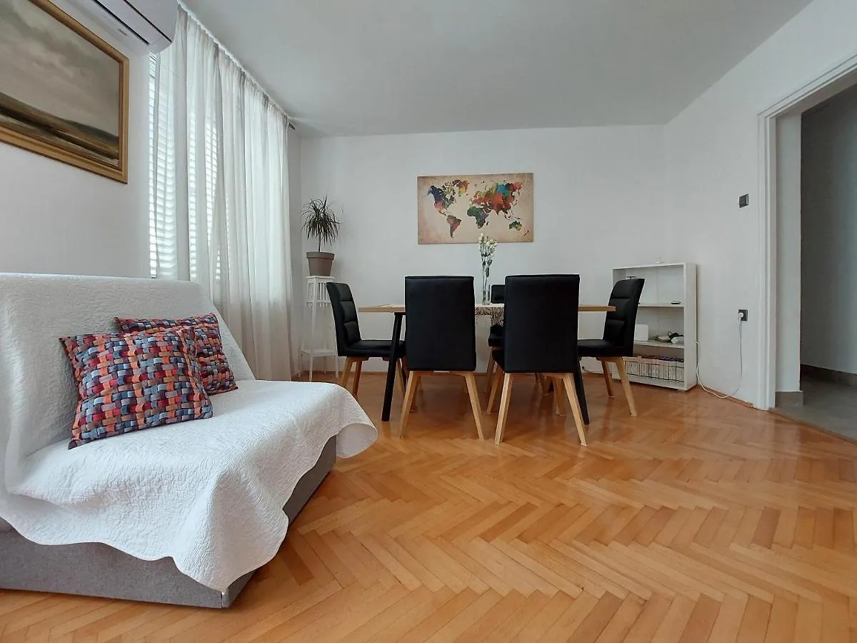 Apartment Andry 2